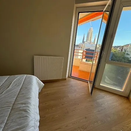 Apartment The View Of Sagrada Familia Barcelona